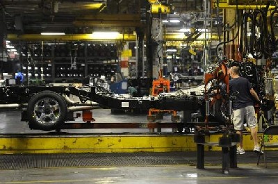GM investing nearly $1.3B in 5 US plants